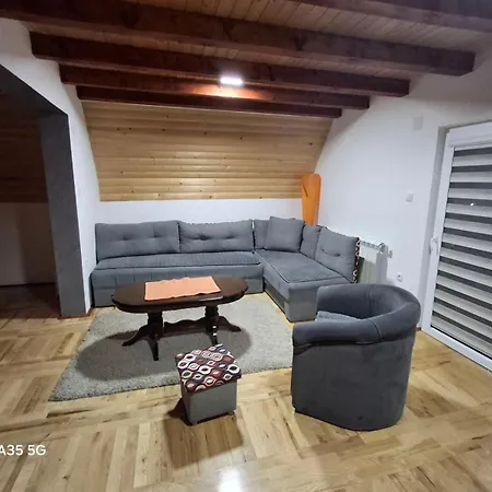 Vikendica Luka Daire Han Pijesak