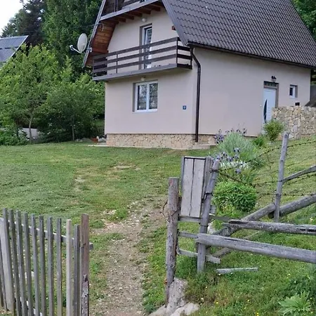 Vikendica Luka Daire Han Pijesak