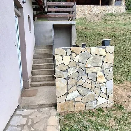 Apartment Vikendica Luka *