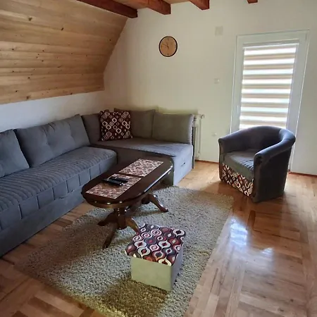 Vikendica Luka Daire Han Pijesak